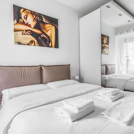 Apartmán Milano Vetra-Parco Delle Basiliche 2 Pax- Wifi- Banfi Exteriér fotografie